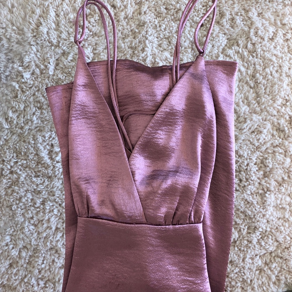 I’m selling clothes I don’t want anymore!